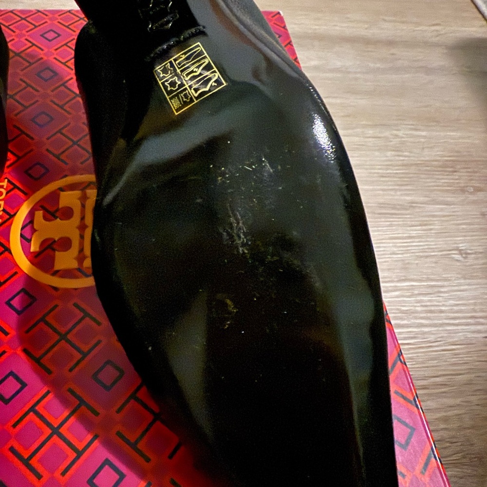Tory Burch Elasticated Slingback Mules in Perfect Black - Picture 10 of 10